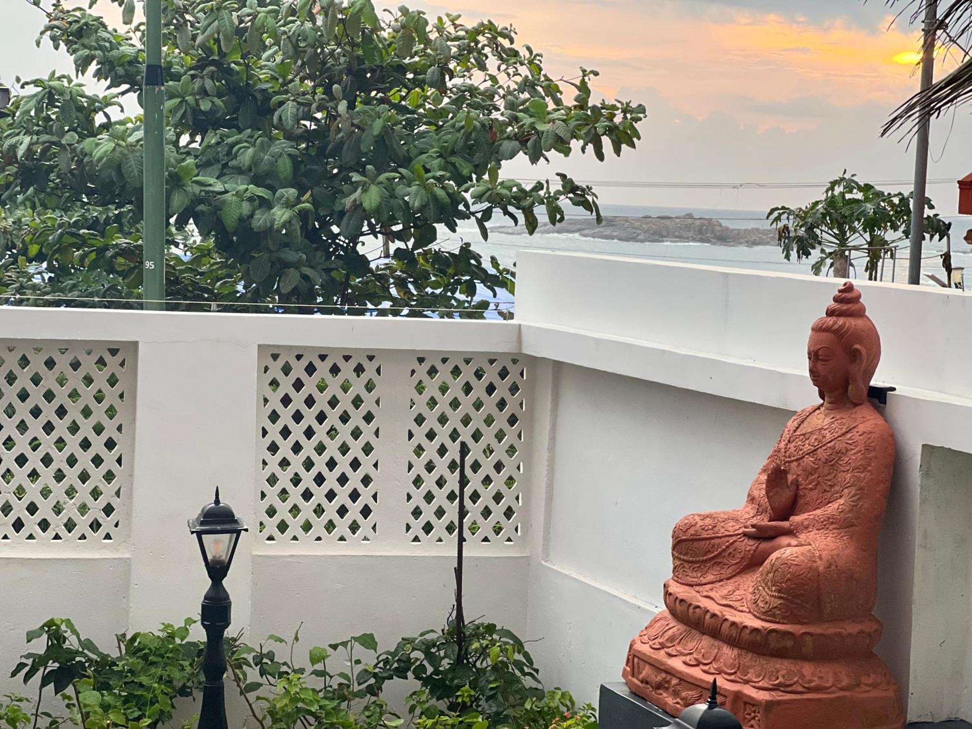 Buddha Beach Hotel Kovalam Εξωτερικό φωτογραφία
